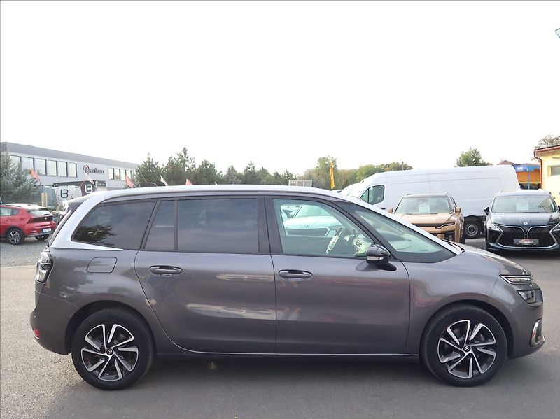 Citroën Grand C4 SpaceTourer 2,0 BHDi,120kW,1majČR,7míst - fotka 6 z 33