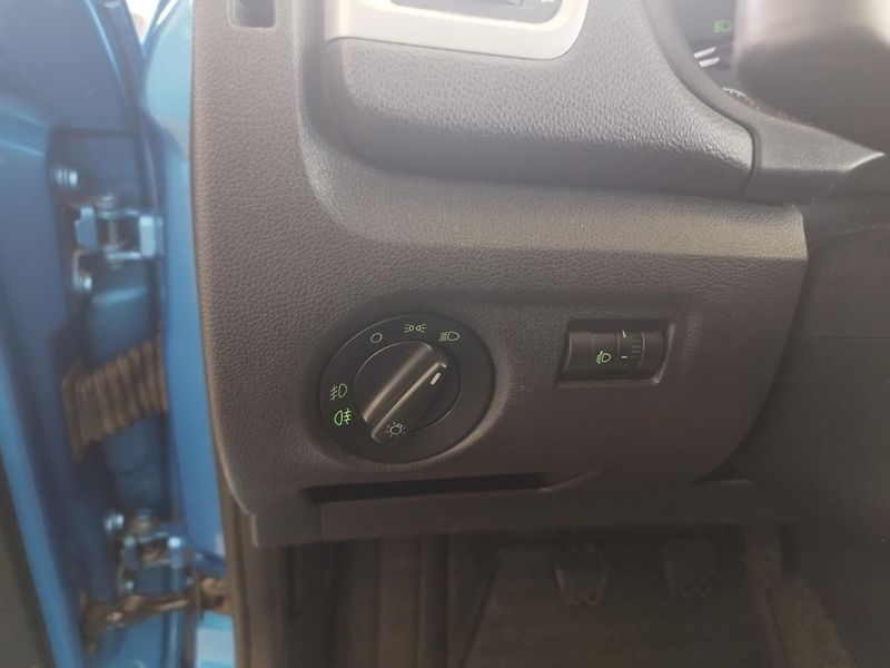 Škoda Roomster (2009) 1,6I,77KW,KLIMA,ALU SE.KNIHA - fotka 28 z 29