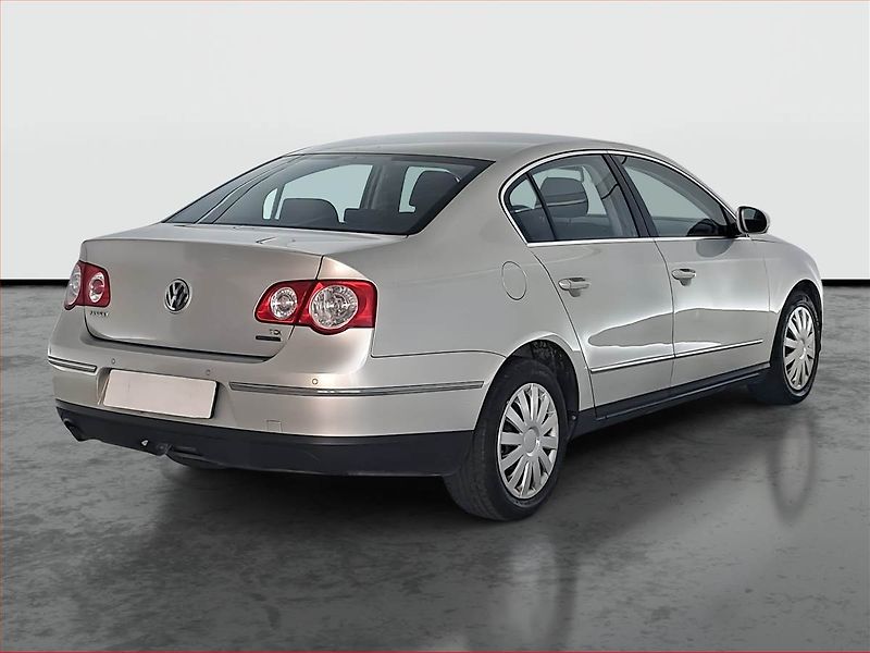 Volkswagen Passat (2010) 1.6 TDI, Serv.kniha, Navi - fotka 5 z 16