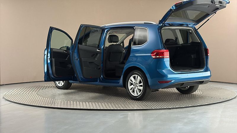 Volkswagen Touran 2.0 TDI Comfortline - fotka 7 z 26