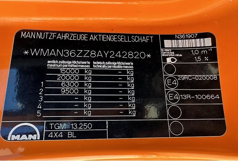 MAN TGM 15.250 4x4 hákový nat. s rukou - fotka 15 z 21