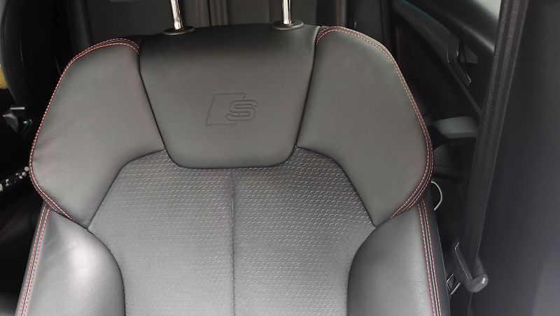 Audi Q5 (2023) Sportback S-line, B&O, Quattro - fotka 77 z 95