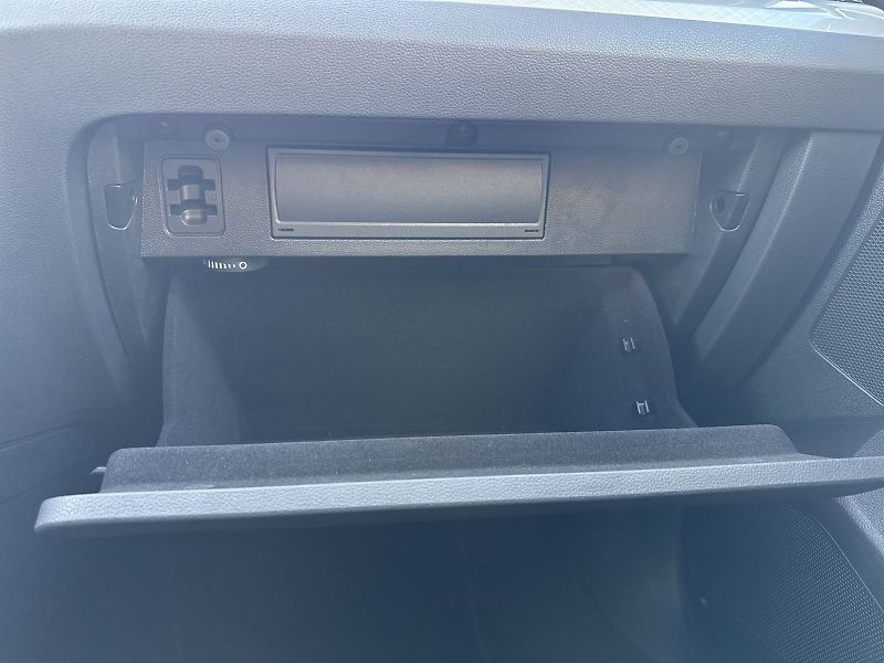 Volkswagen Passat (2023) Variant 2.0 TDI 4x4 DSG Busine - fotka 25 z 34