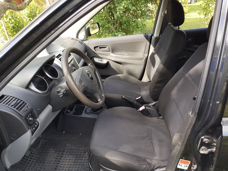 Subaru Justy (2006) - fotka 10 z 11