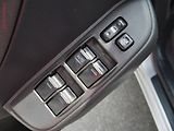 Toyota RAV4 (2005) 2.0 D-4D 4x4, AC, TZ - náhled 12