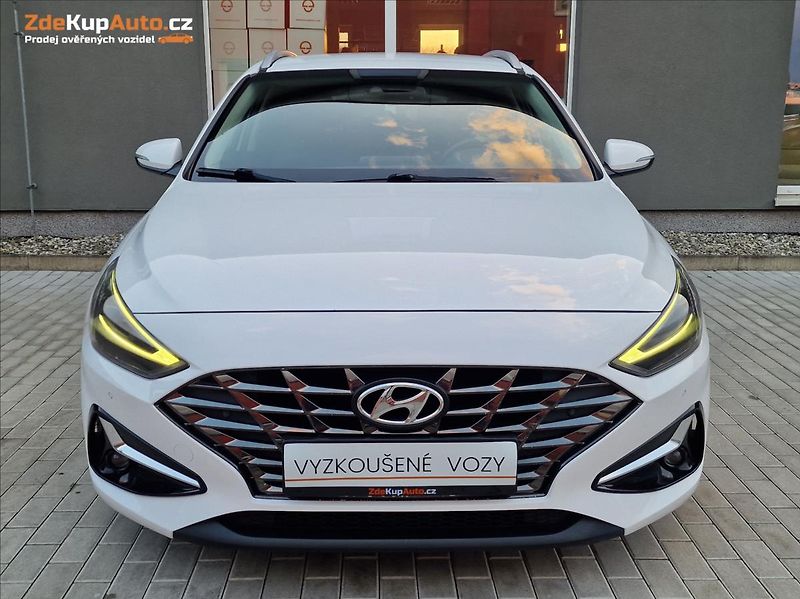 Hyundai i30 1.0 T-GDI Smart Kombi,ČR,1Maj - fotka 4 z 50