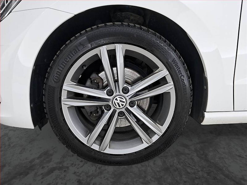 Volkswagen Golf Sportsvan (2019) 1.5 TSI, Automat, Serv.kniha - fotka 15 z 20