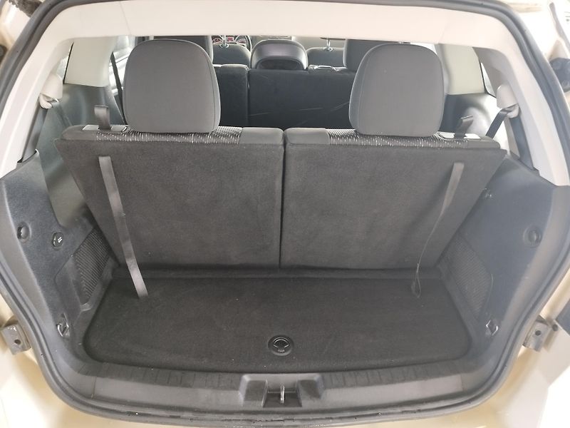 Fiat Freemont (2011) 2,0JTD,103KW,7MÍST,ALU,TAŽNÝ - fotka 13 z 32