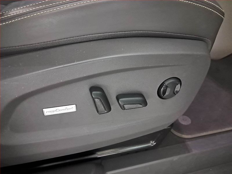 Volkswagen Multivan (2022) Style 2.0 TSI, ČR, DPH - fotka 22 z 22