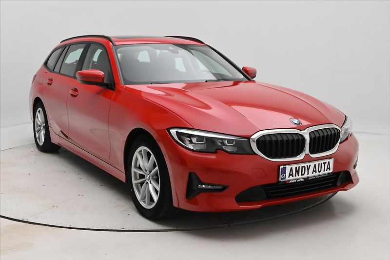 BMW Řada 3 2,0 320d 140 kW Steptronic Zár - fotka 3 z 32