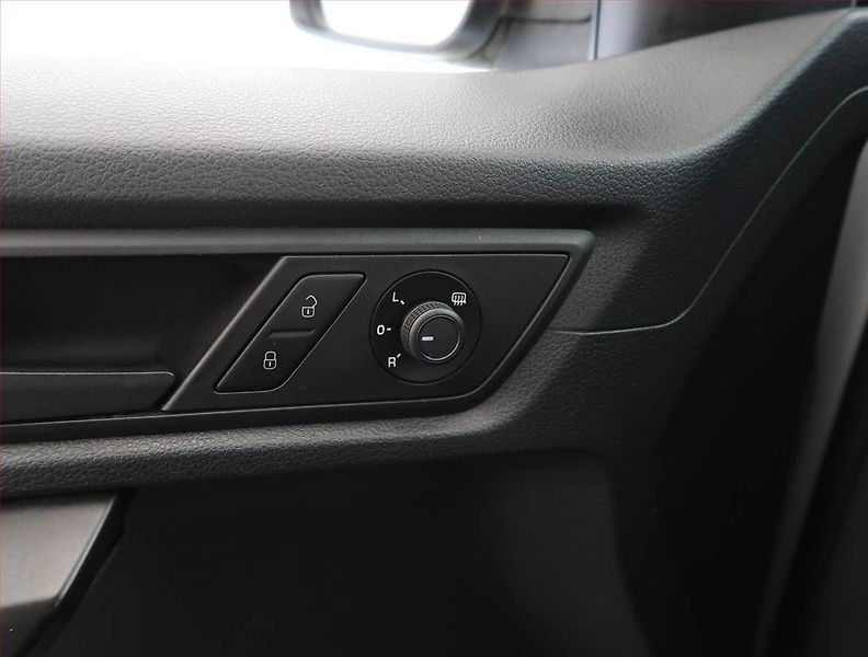 Volkswagen Caddy (2019) 2.0 TDI, ČR, DPH - fotka 15 z 16
