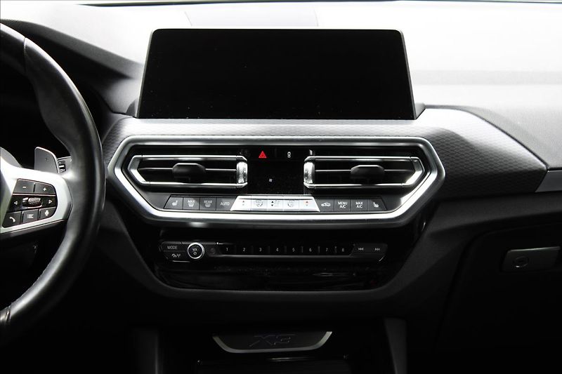 BMW X3 20d xDrive/M-Paket/Tažné - fotka 21 z 39