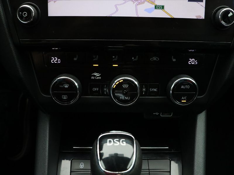 Škoda Octavia 1,5 TSI 96kW G-Tec DSG CZ DPH - fotka 22 z 32