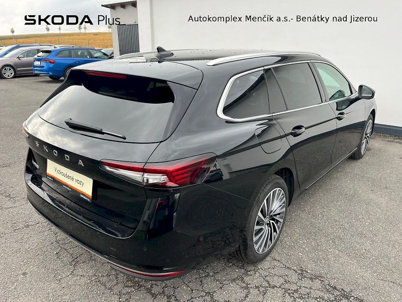 Škoda Superb (2024) COMBI L K TD 110/2.0 A7F - fotka 2 z 39