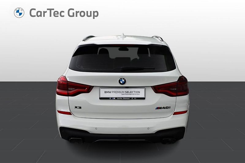 BMW X3 M40i - fotka 4 z 17