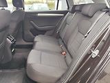 Škoda Superb 2.0 TDI/110kW Ambition Plus DS - náhled 11