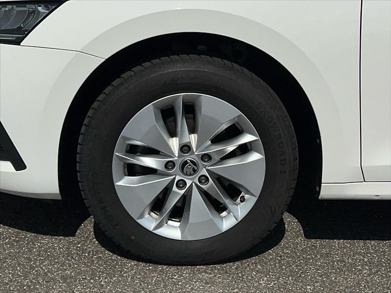 Škoda Octavia 2,0 TDi 85kW AMBITION PLUS  IV - fotka 12 z 24