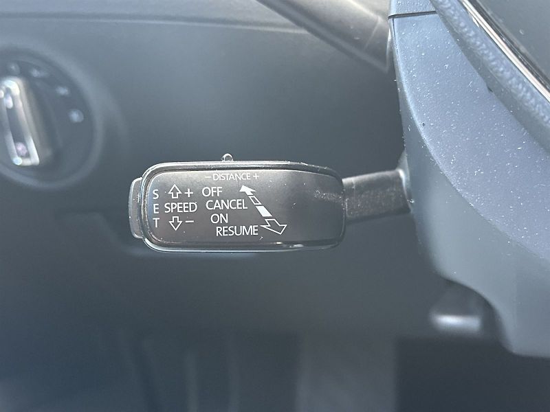 Škoda Superb (2023) Combi 2.0 TSI DSG L&K - fotka 20 z 38