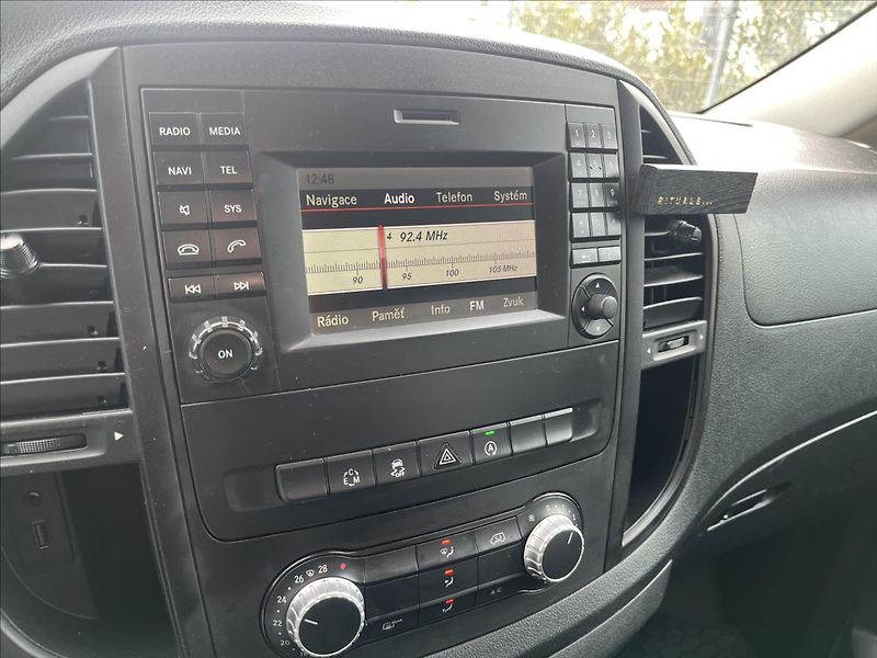 Mercedes-Benz Vito 2,1 119CDi 8.MÍST LONG 4x4 AUT - fotka 19 z 49