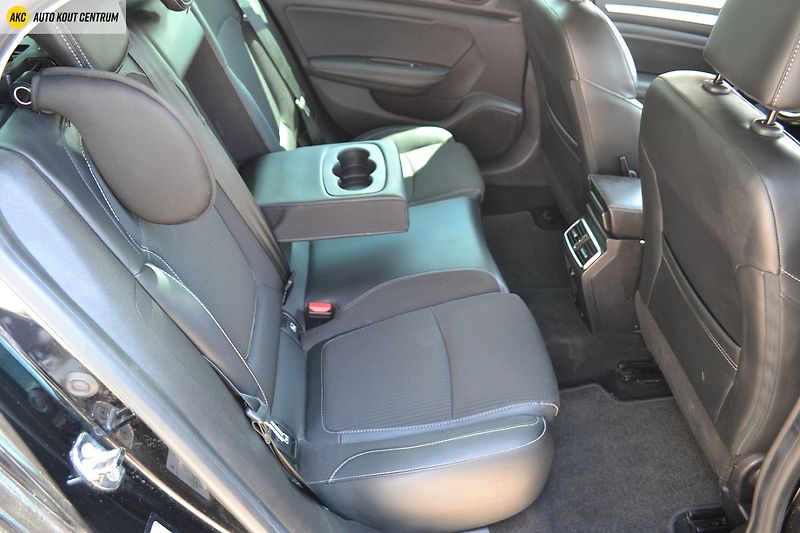 Renault Mégane 1.3TCE-103KW  GRANDCOUPÉ INTEN - fotka 16 z 49