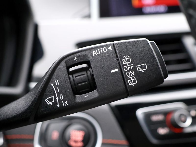 BMW X1 2,0 20d 140kW xD Aut. CZ DPH - fotka 21 z 34