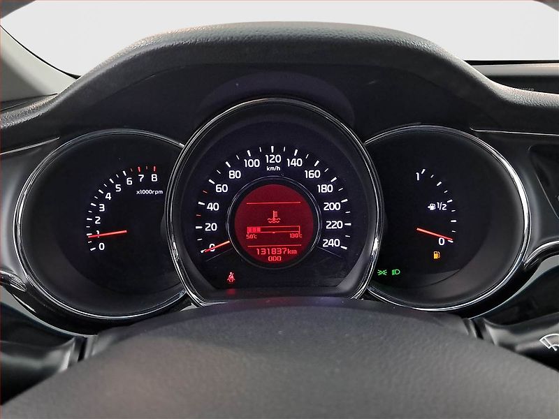 Kia Ceed (2017) 1.6 GDI, Serv.kniha, Navi - fotka 11 z 20