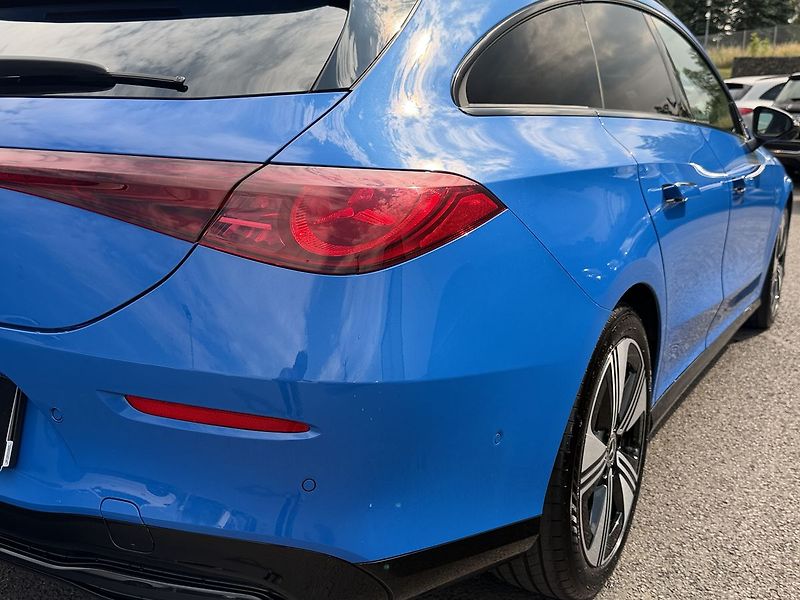 Mercedes-Benz CLA 200 Shooting Brake - fotka 12 z 39