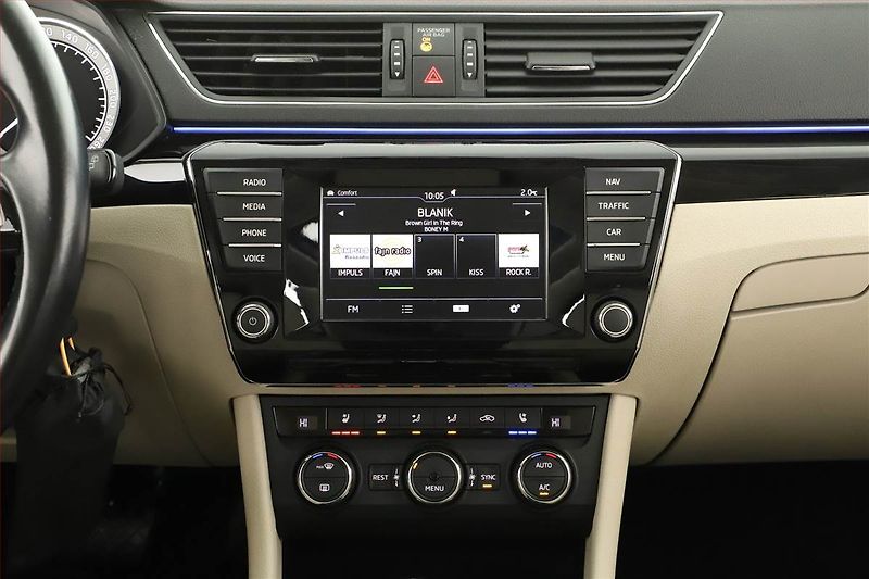 Škoda Superb (2016) Laurin&Klement 2.0 TDI, 4X4 - fotka 8 z 22
