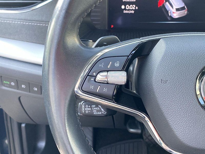 Škoda Octavia (2023) Combi 1.5 TSI M-HEV DSG Style+ - fotka 15 z 36