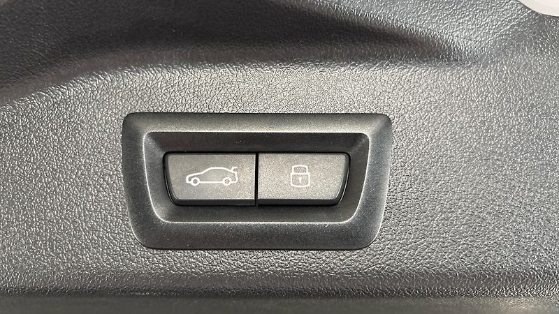 BMW X5 45e AUT xDrive M-paket - fotka 20 z 30
