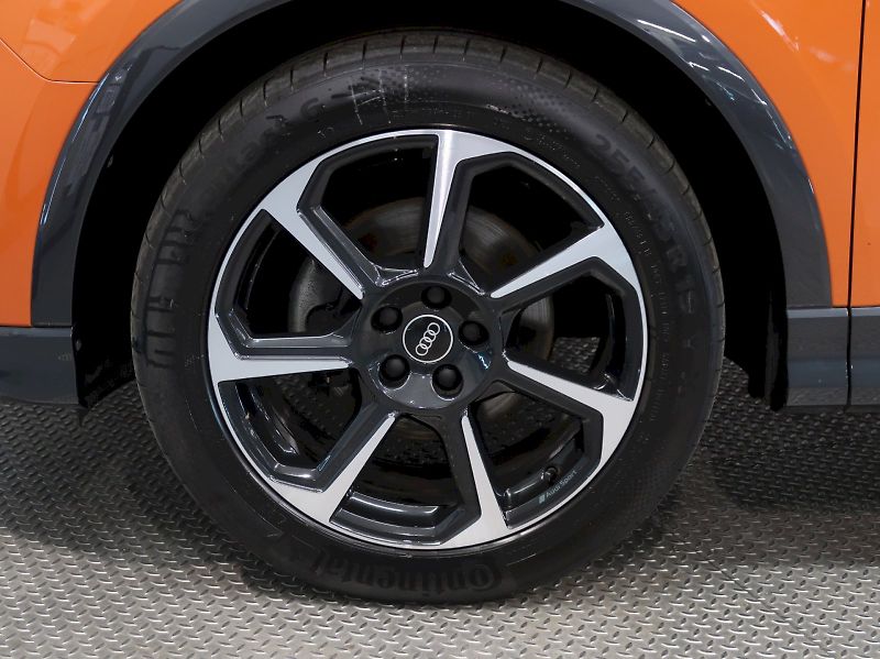 Audi Q3 (2022) ADVANCED 2.0TDI 110KW S-TRONIC - fotka 12 z 37