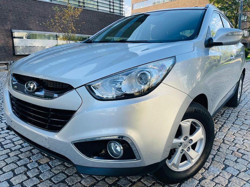 Hyundai ix35 2.0i MANUÁL VÝHŘEV SERVISKA - fotka 2 z 45