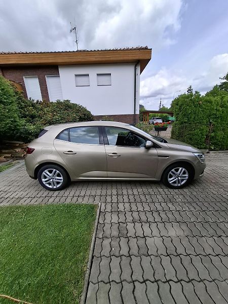 Renault Mégane (2017) Prodám Renaul Megane 1 majitel - fotka 4 z 7