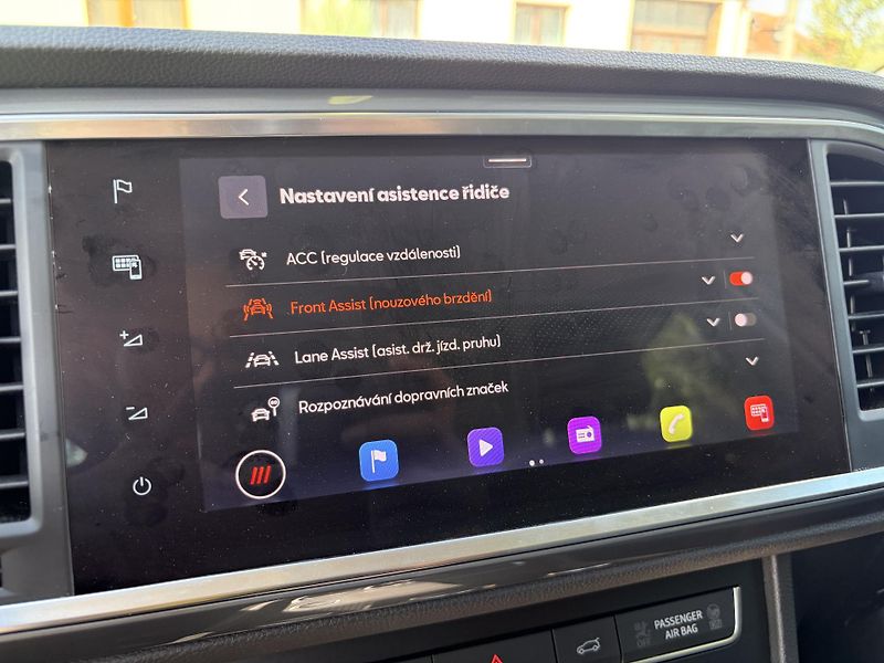 Seat Ateca 2.0TDI 110KW DSG 4DRIVE LED - fotka 37 z 56