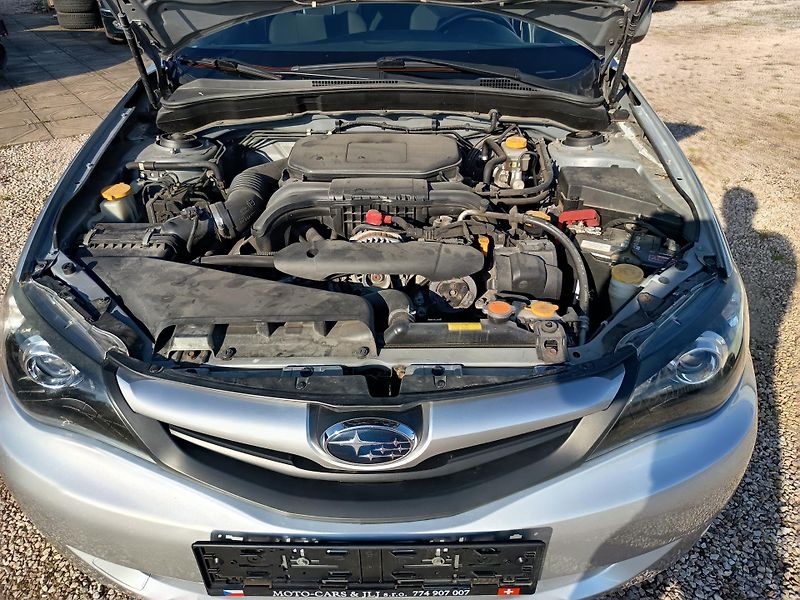 Subaru Impreza (2011) 2.0 R 110kw - fotka 38 z 40