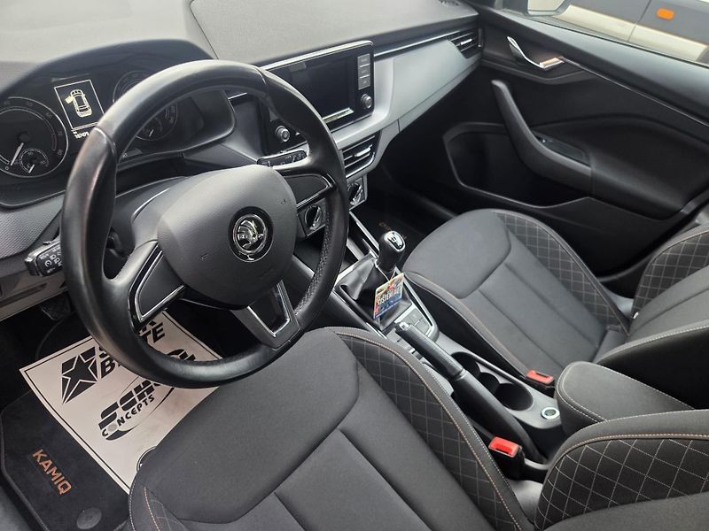 Škoda Kamiq (2020) 1.0 TSI  - fotka 7 z 8