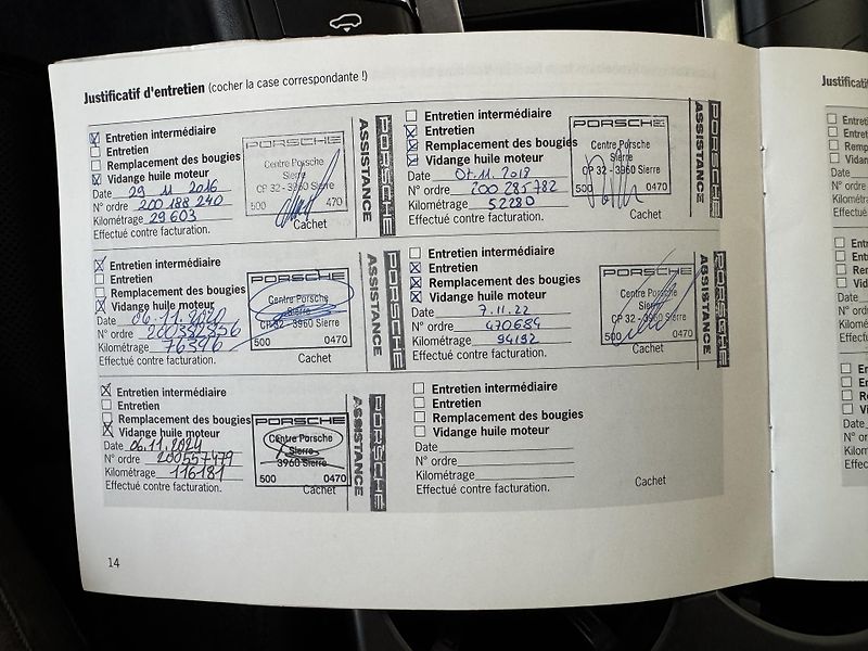 Porsche Macan (2015) 3,6 V6 Turbo CHRONO BOSE - fotka 34 z 35