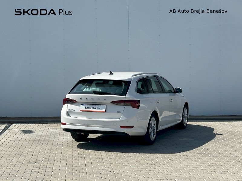 Škoda Octavia (2023) OCT.COM M-HEV STY TS 110/1.5 A - fotka 2 z 28