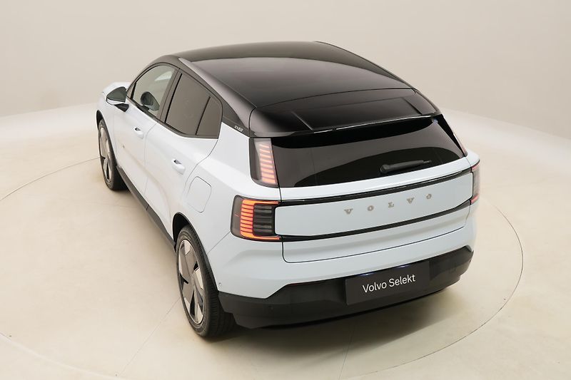 Volvo EX30 TWIN AWD ULTRA CZ 1.maj. - fotka 16 z 66