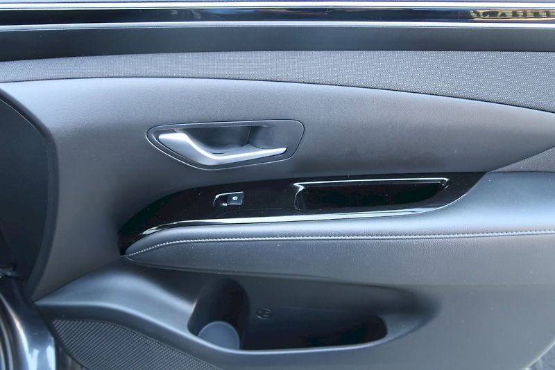 Hyundai Tucson (2023) 1.6 T-GDI/110 kW GAMMA II MHEV - fotka 15 z 32