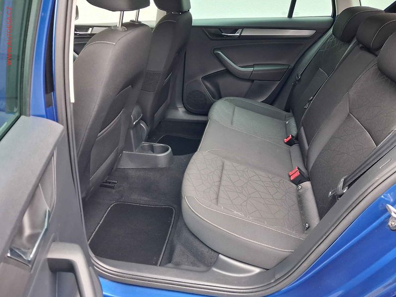 Škoda Rapid (2018) 1.0 TSi, Clever, bixen - fotka 10 z 17