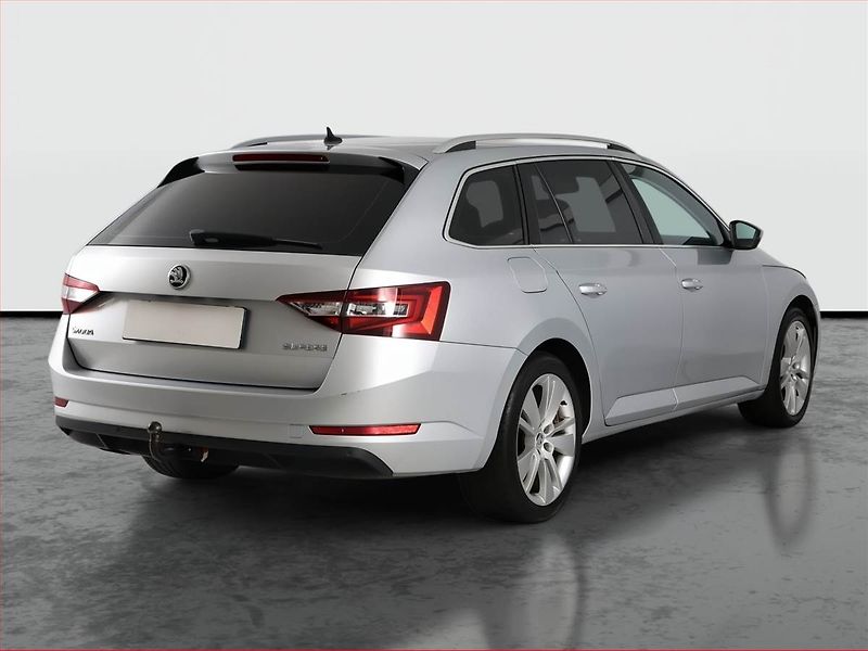 Škoda Superb (2015) Style 2.0 TDI, Serv.kniha - fotka 5 z 23