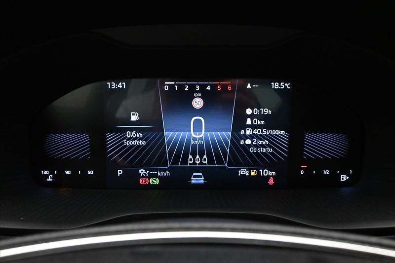 Škoda Karoq 2,0 TDI 85kW DSG TAŽNÉ Záruka - fotka 16 z 32