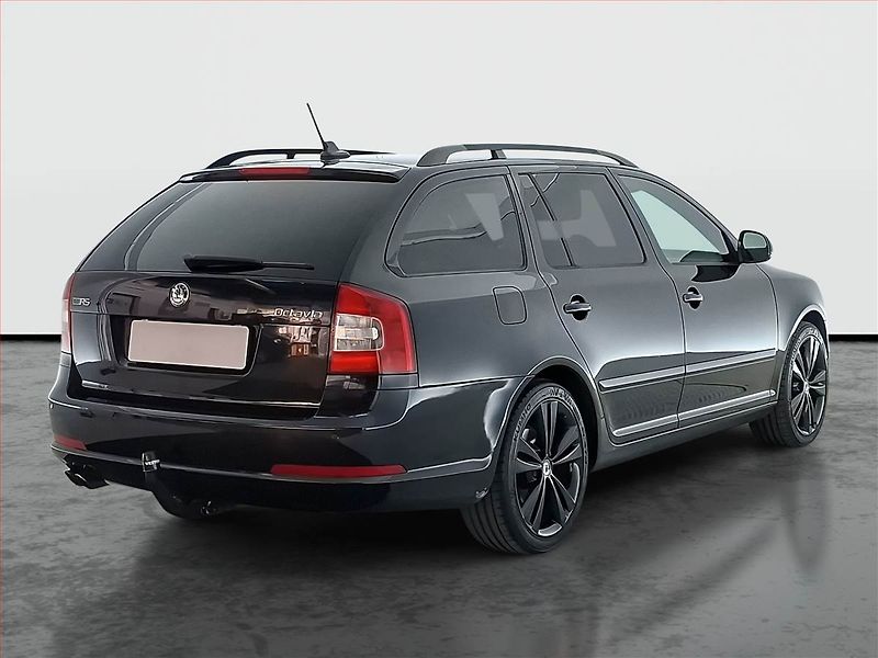 Škoda Octavia (2013) RS 2.0 TDI, Xenony, Tempomat - fotka 5 z 16
