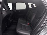 Volvo XC60 D4 AWD MOMENTUM PRO  - náhled 6