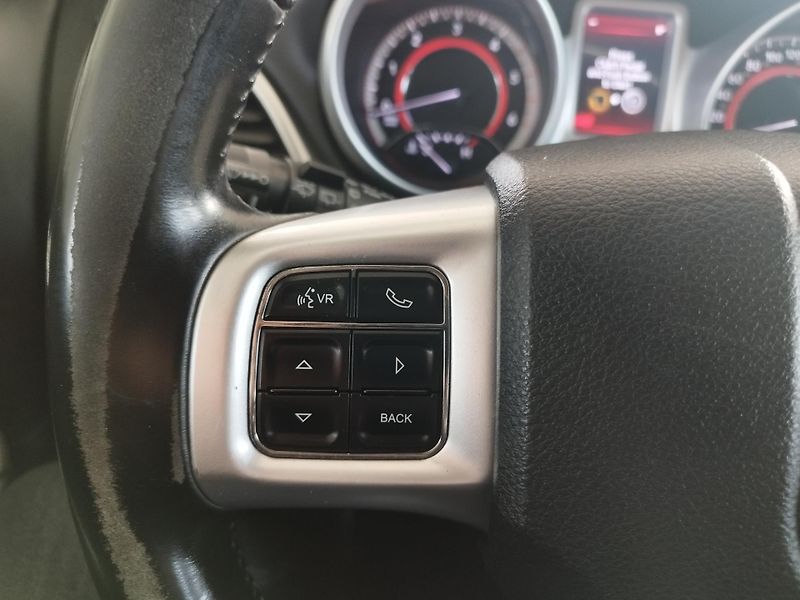 Fiat Freemont (2011) 2,0JTD,103KW,7MÍST,ALU,TAŽNÝ - fotka 29 z 32