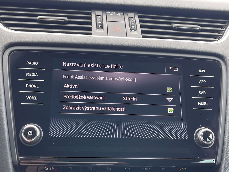 Škoda Octavia (2018) 1.4 TSI 110kW DSG Ambition Plu - fotka 15 z 33