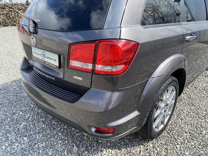 Fiat Freemont 2.0MJET 140PS MAN 7M 164000KM! - fotka 46 z 168