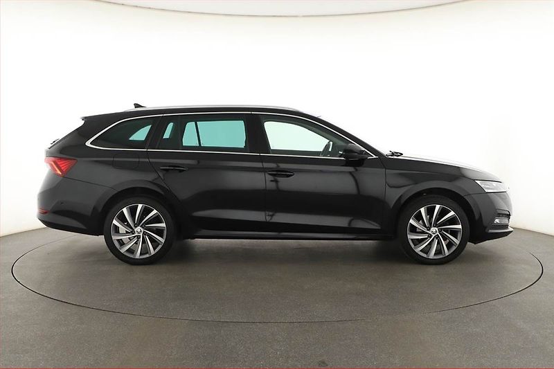 Škoda Octavia (2022) 2.0 TDI - fotka 6 z 20