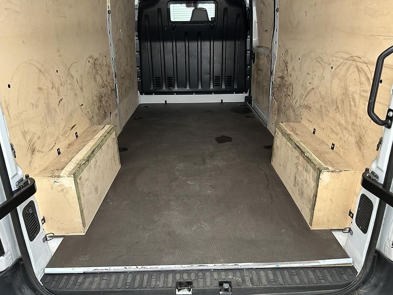 Renault Master 2.3 DCI - fotka 21 z 21